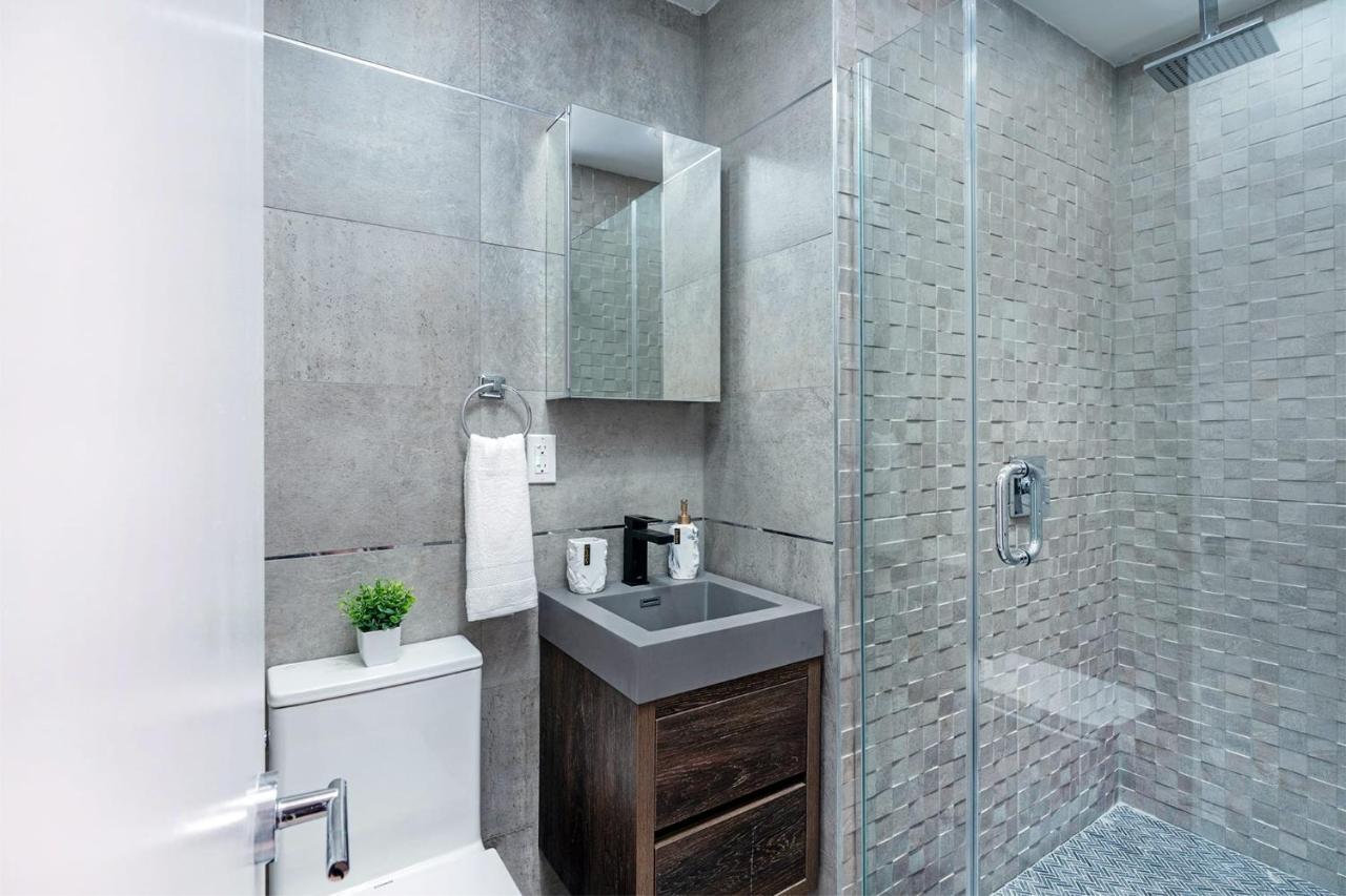48-4fw Newly Renovated W D Midtown Apartment